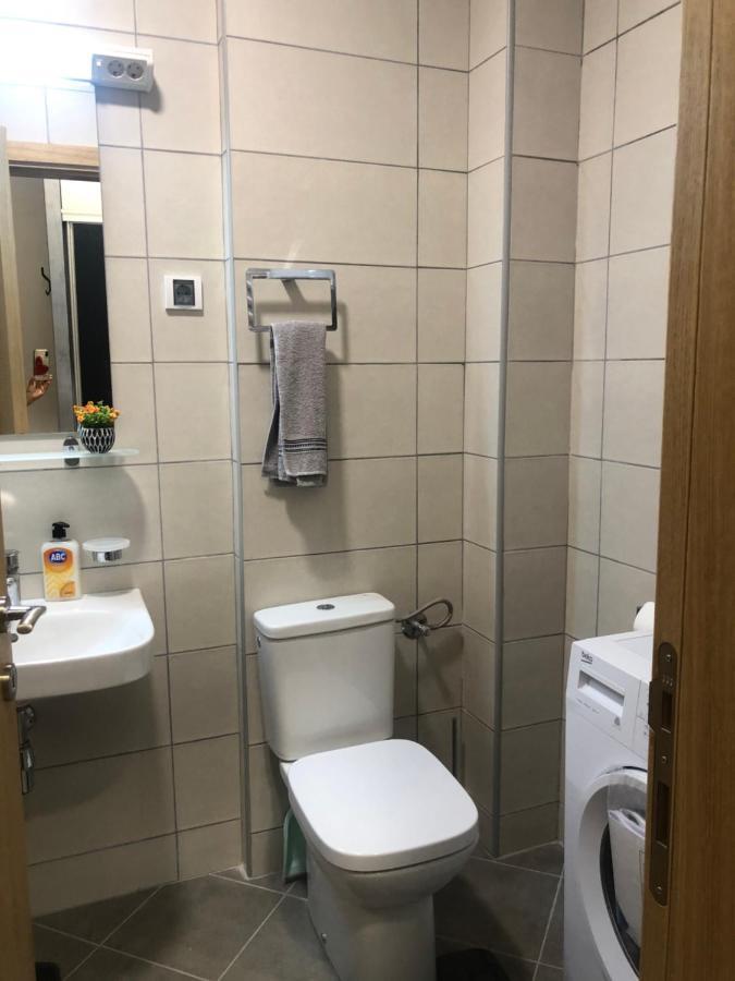 Matea Apartment Тиват Екстериор снимка